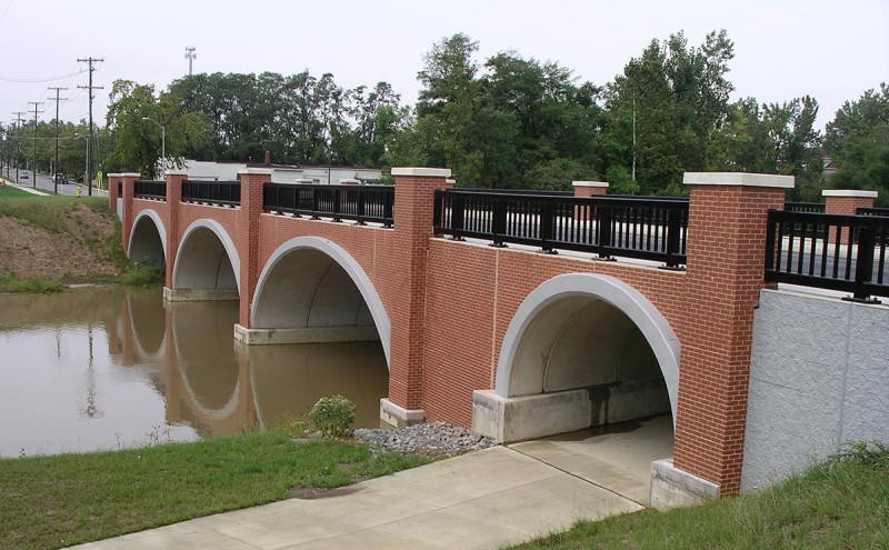 Multiple Span BEBO - Lima, Ohio, USA