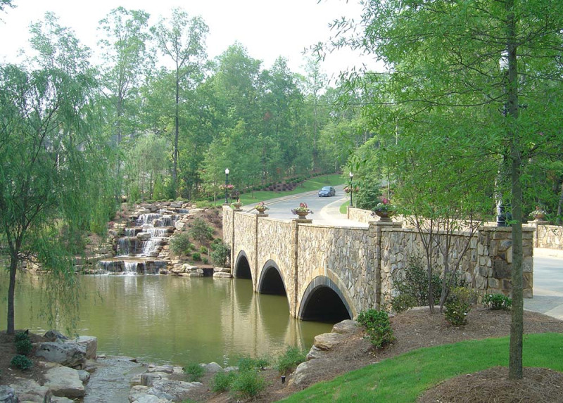Multiple span BEBO structure over manmade lake - USA